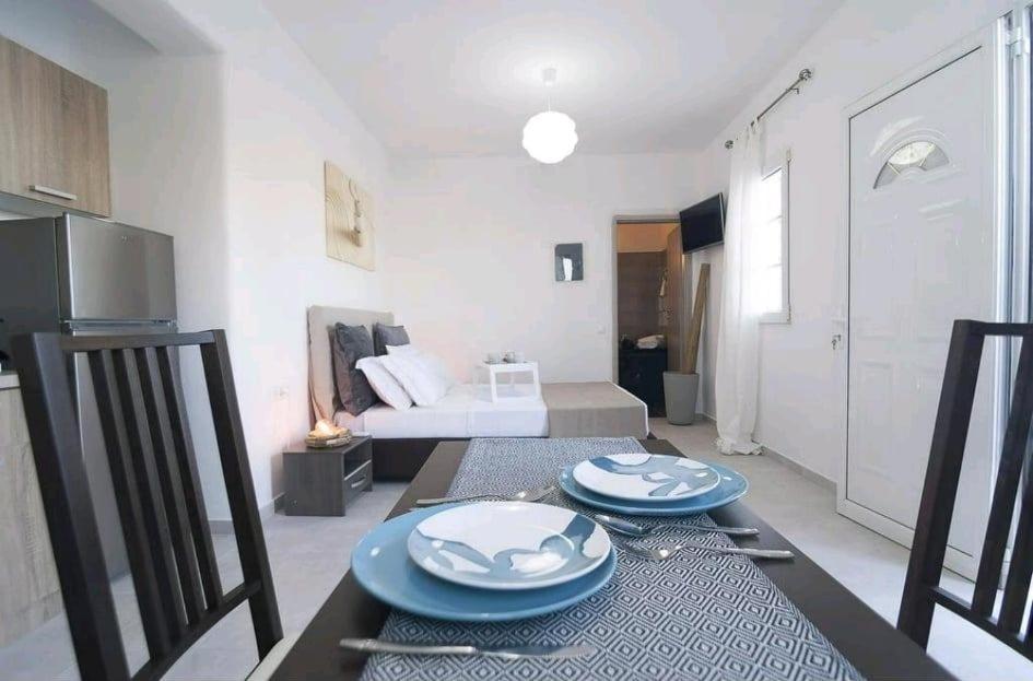 Avalon Cosy Kiku Studio For 2 With Shared Swimming Pool * Agrari (Mykonos)