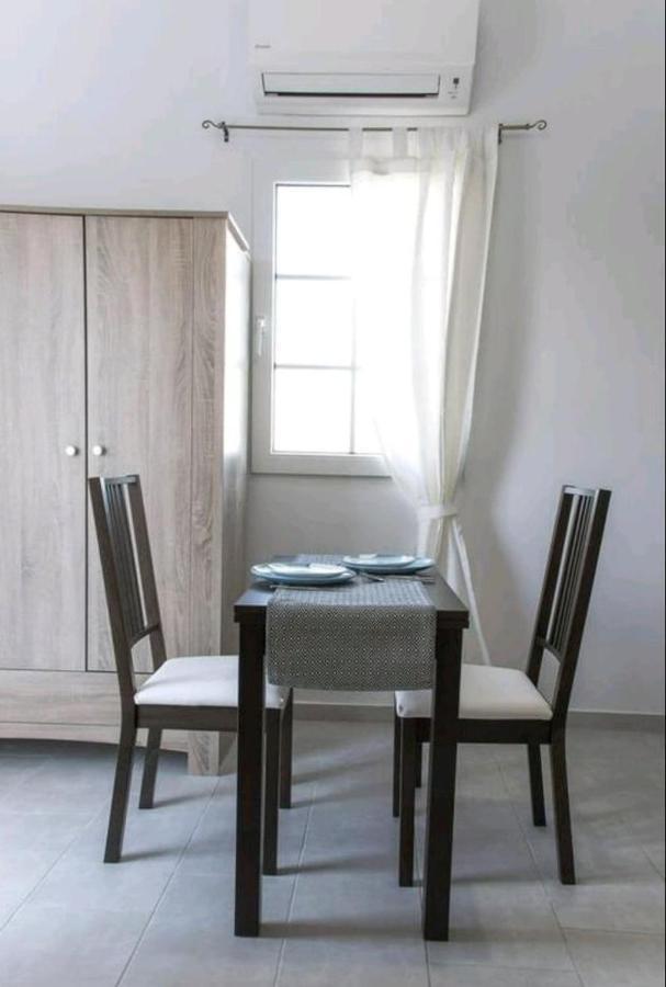 Avalon Cosy Kiku Studio For 2 With Shared Swimming Pool Apartment
