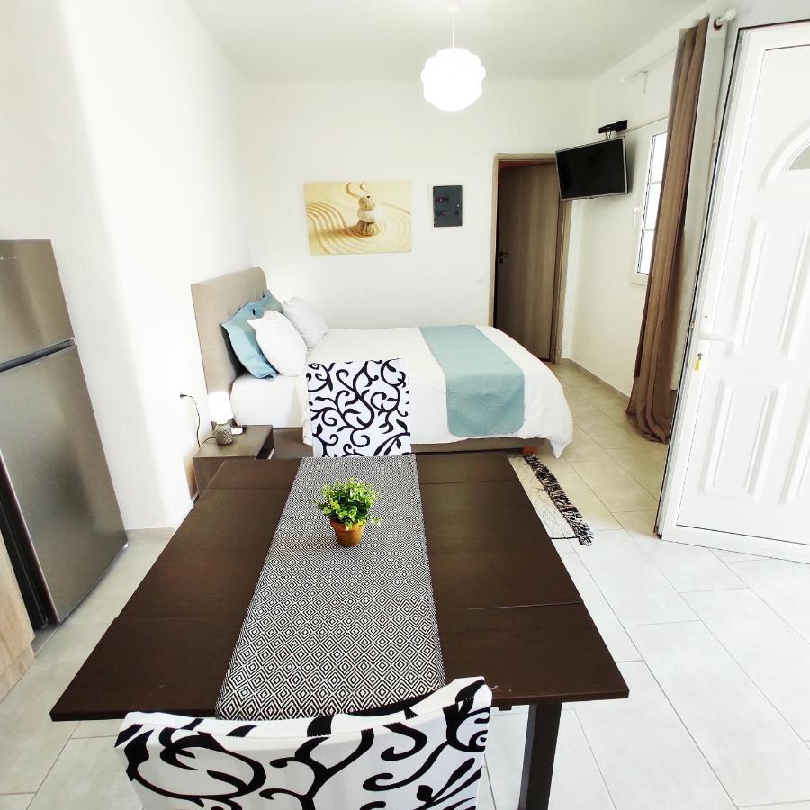 Avalon Cosy Kiku Studio For 2 With Shared Swimming Pool Apartment Agrari (Mykonos)