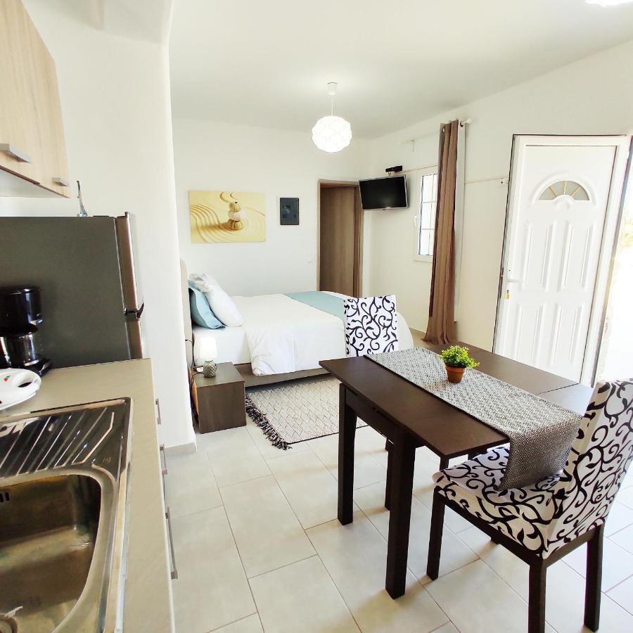 Apartment Avalon Cosy Kiku Studio For 2 With Shared Swimming Pool *